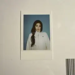 ユンジン　インスタントフォトカード　ルセラフィム　ポップアップ