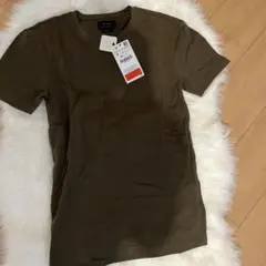 ZARA スリムフィット Tシャツ カーキ Sサイズ 新品のサムネイル
