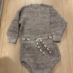 長袖ニットセーター