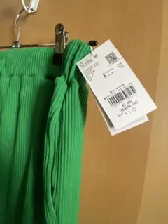 新品 ローリーズファーム カットリブ タイトスカート　グリーン