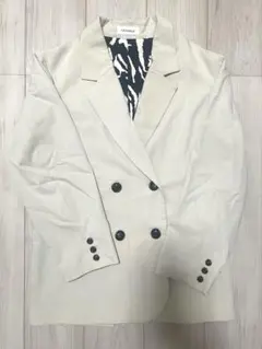CALNAMUR ベージュ ダブルブレストジャケット