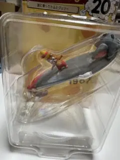 トムとジェリー ハッピーくじ A賞 20番 波に乗ったトムとジェリー フィギュア