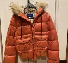 バーバリーブルーレーベル　ダウンジャケット　ダウン80% ラクーンファーオレンジ