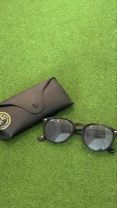 【期間限定】レイバン　サングラス　カラーレンズ　ブルー