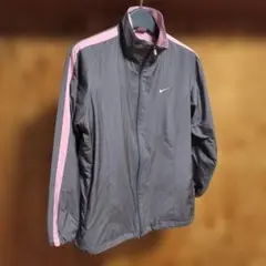 NIKE ナイキウィンドブレーカー