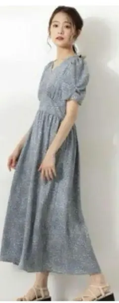 N. ナチュラルビューティーベーシック　プリントパワーショルダーワンピース