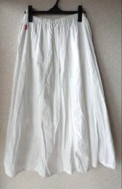 【未使用品】コンバース　ロングスカート　フレアスカート　オフホワイト