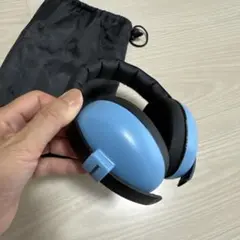 Item thumbnail for item f4ecf9ff-cd3e-46a8-a960-1e39f9bbda6c