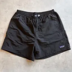 美品　patagonia バギーズショーツ M ブラックのサムネイル