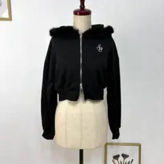 【ラスト1点】新品 未使用 ファー付きジップパーカー ブラック F ショート丈