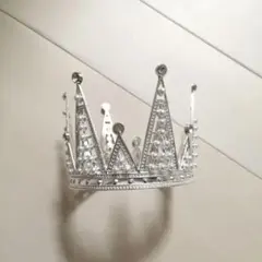 ⭐早い者勝ち❣️王冠 ミニ ティアラ ヘアアクセサリー クラウン パール