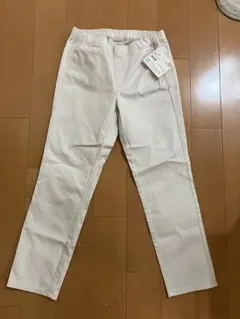 ユニクロ　イージークロップドレギンスパンツS