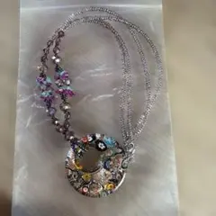 ビーズ ネックレス