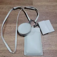 ホワイト スマホショルダーバッグ