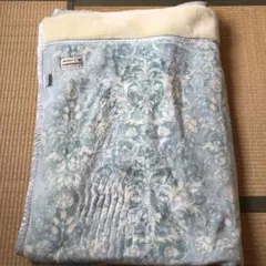 西川の毛布 140×200cm アクリル100%