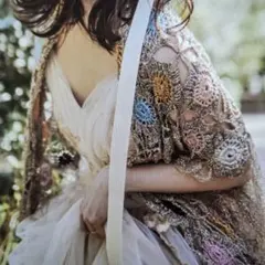 花モチーフ　ラメ入りストール