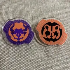 仮面ライダーギーツ アクリルバッジ バッファ パンクジャック コアIDのサムネイル