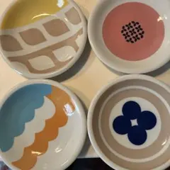 イギリス製 carolina checks grindleyチェック柄食器4つ - メルカリ