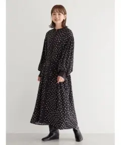 新品　AMERICAN HOLIC ブザムアソートプリントワンピースのサムネイル