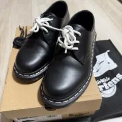 ドクターマーチン 1461 ホワイトステッチ 3 ホール シューズ