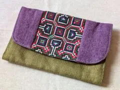 刺繍入り布製ポーチ　通帳、マルチケース