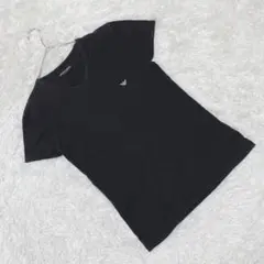 『エンポリオアルマーニ』 ワンポイントロゴ半袖Ｔシャツ Vネック ベーシック