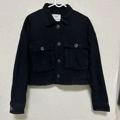 Bershka 黒 ジャケットのサムネイル