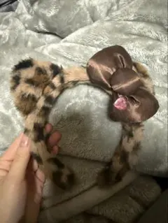 ユニバキティヒョウ柄リボン付きカチューシャ