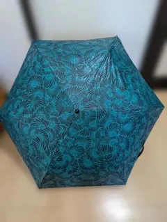 再価格　新品未使用タグ付き　自宅保管　女性用　植物模様 折りたたみ傘 晴雨兼用
