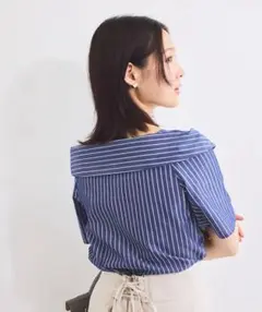 【防シワ】ラメミックスオフショルダー風ストライプシ