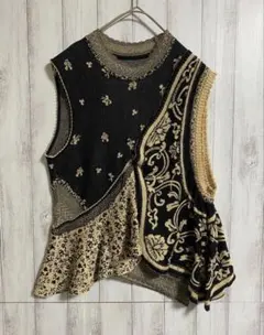 Asymmetric Pattern Knitted Top 陶片ニット 2のサムネイル