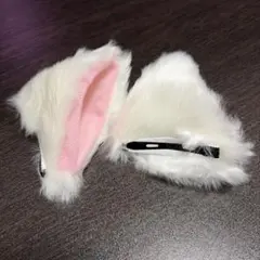 【新品】ホワイトファー 猫耳 ヘアピンのサムネイル