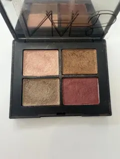 NARS クワッドアイシャドウ 3972のサムネイル