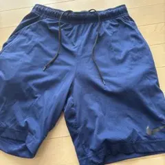 Nike DRI-FIT ネイビー ショートパンツ S