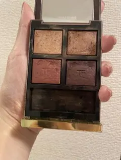 トムフォード　アイシャドウ　04 ハネムーン