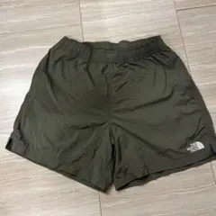 バーサタイルショーツ　ニュートープ　Ｍサイズ　2年着用　ノースフェイス
