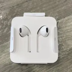 【新品未使用】アップル純正 iPhone イヤホン ライトニング 有線