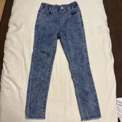 デニムパンツ