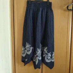 アクシーズファム フレアスカート M ネイビー ストライプ刺繍 美品