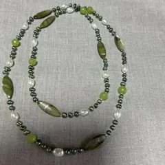 グリーン系パールロングネックレス