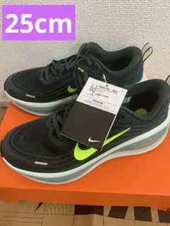 ナイキ ボメロ プラス メンズ ロード ランニングシューズ　新品