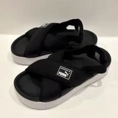 PUMA 厚底 スポーツサンダル ブラック 22 SnowMan コラボのサムネイル