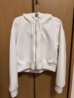 GU クロップドスウェットフルジップパーカ