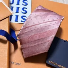 Item thumbnail for item 10c985e9-b7ae-4b1e-9497-bb997eabaf46