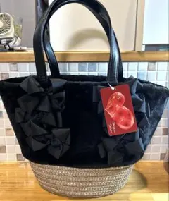 アンドラブ　フェイクファーカゴバッグ