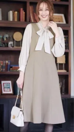 美品　anysis ジャンパースカート　2 　ライトベージュ