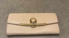 Ferragamoフェラガモ　長財布のサムネイル