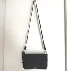 Topologieトポロジー フラットサコッシュと20mmストラップのセットのサムネイル