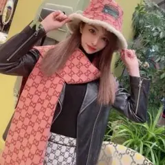 極美品】GUCCI GGロゴ マフラー ピンク - メルカリ