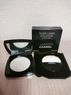 CHANEL POUDRE LUMIÈRE 40 WHITE OPAL